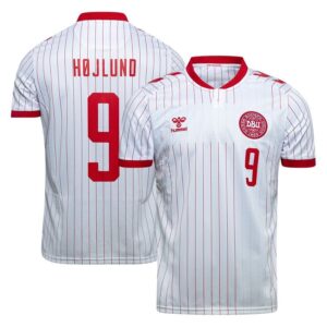 Danmark Udebanetrøje 2026/27 HØJLUND 9 - Hummel, størrelse X-Small