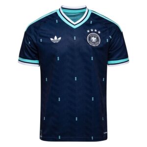 Tyskland Udebanetrøje VM 2026 - adidas, størrelse Small
